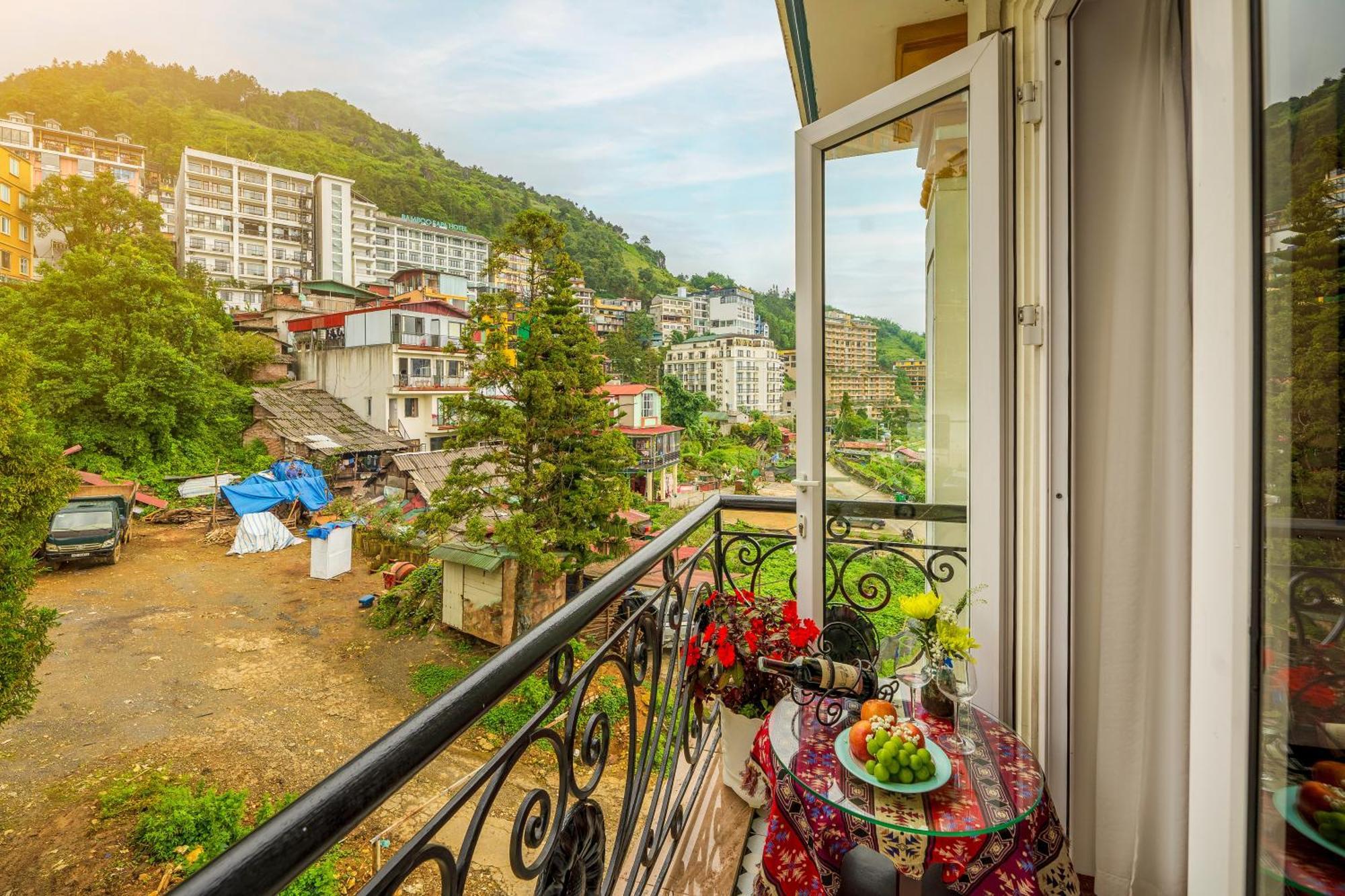 Sapa Praha Hotel Εξωτερικό φωτογραφία