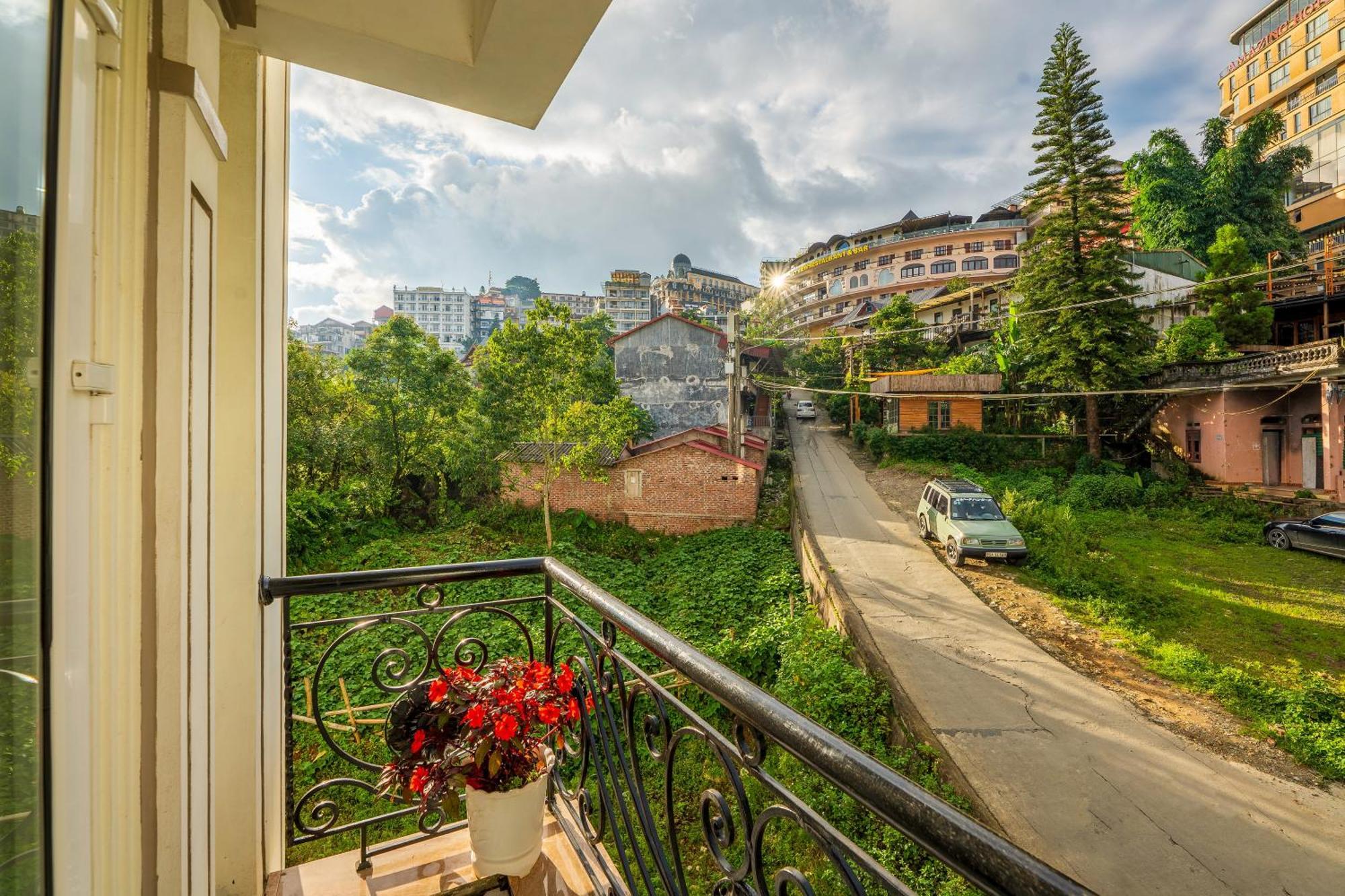 Sapa Praha Hotel Εξωτερικό φωτογραφία